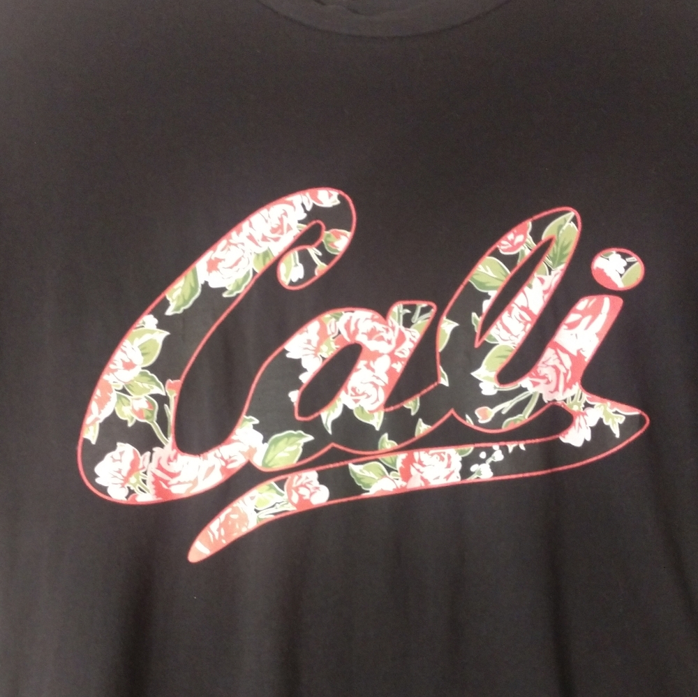 🌿Cali tee